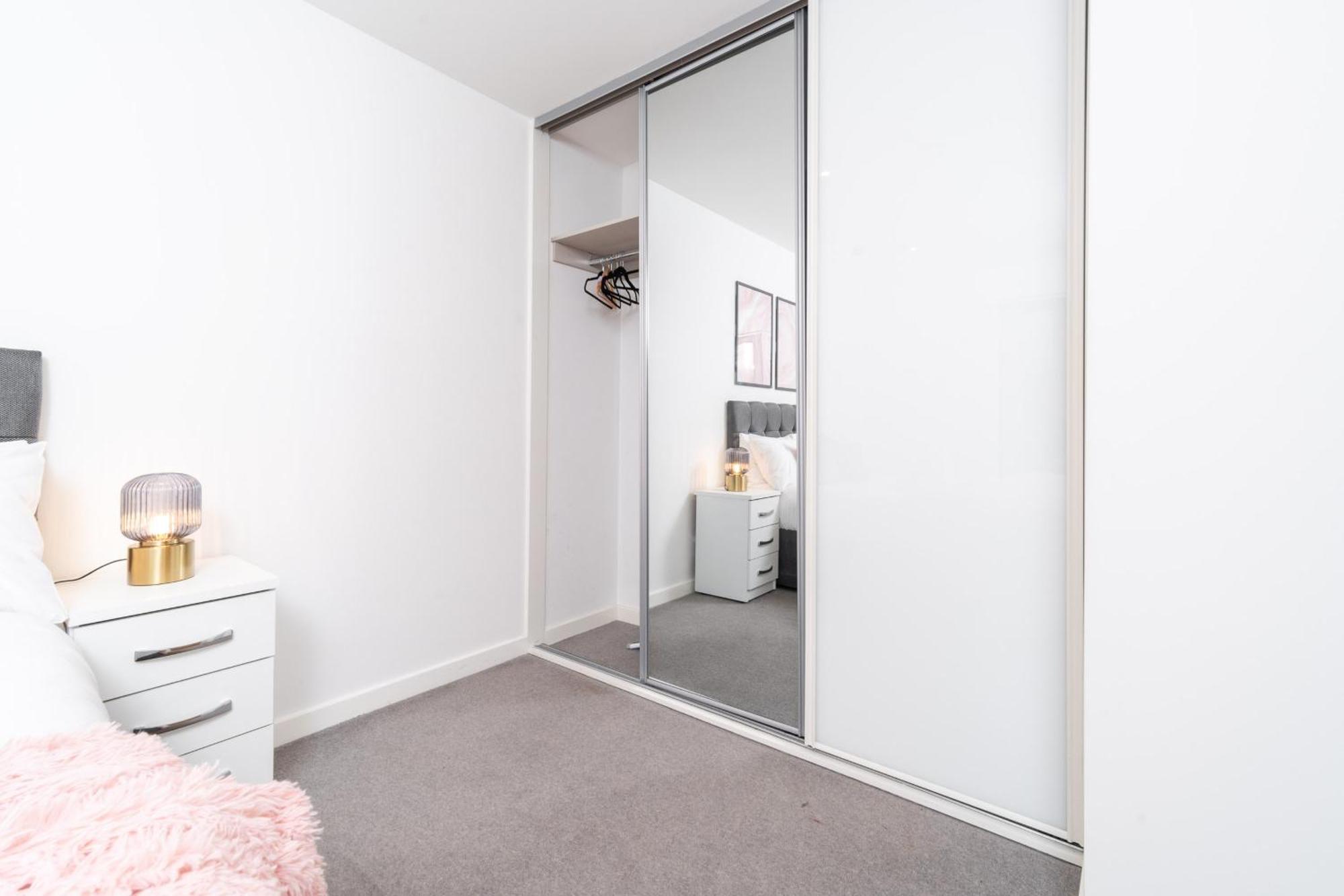 Candy Suite By Home Bay - City Centre Birmingham Bilik gambar